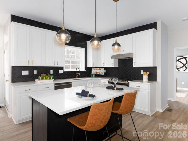 7466 Mountain Ridge Drive, Stanley, NC 28164