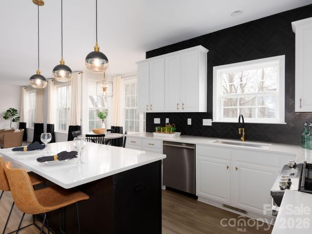 7466 Mountain Ridge Drive, Stanley, NC 28164