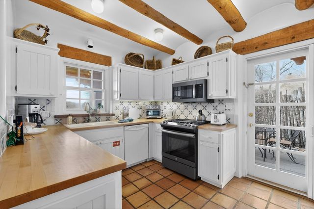 334 Otero 14-2, Santa Fe, NM 87501