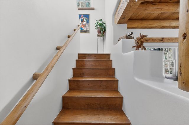 334 Otero 14-2, Santa Fe, NM 87501