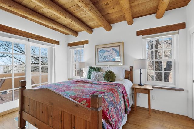 334 Otero 14-2, Santa Fe, NM 87501