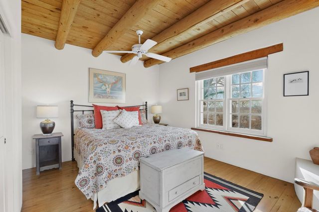 334 Otero 14-2, Santa Fe, NM 87501