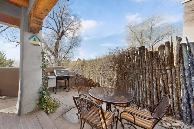 334 Otero 14-2, Santa Fe, NM 87501