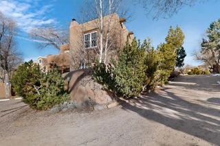 334 Otero 14-2, Santa Fe, NM 87501