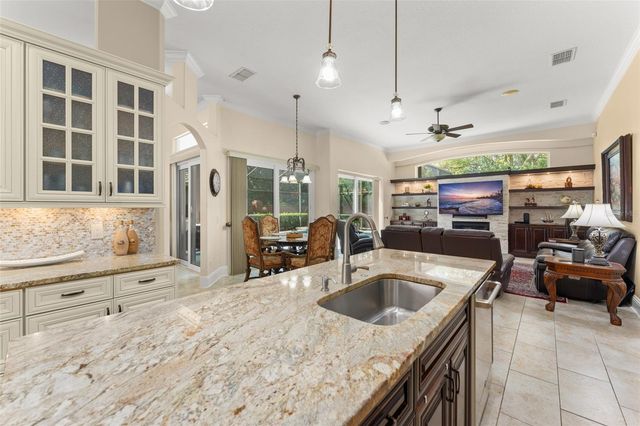 5119 KEENELAND CIRCLE, Orlando, FL 32819