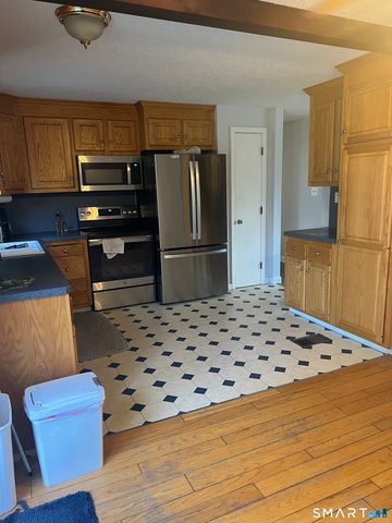 47 Robin Street, Bristol, CT 06010