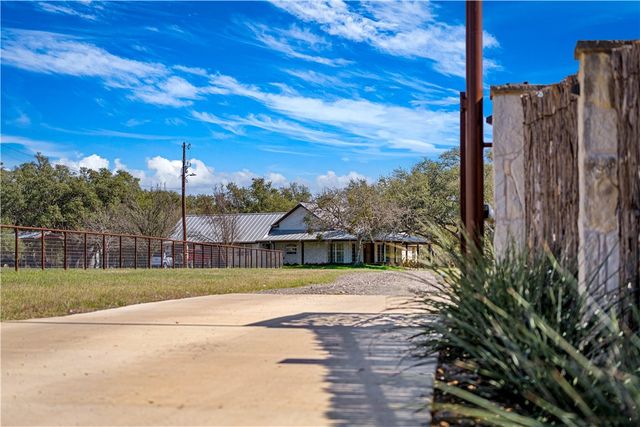 2444 Purgatory Road, New Braunfels, TX 78132