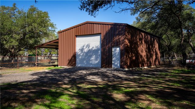2444 Purgatory Road, New Braunfels, TX 78132