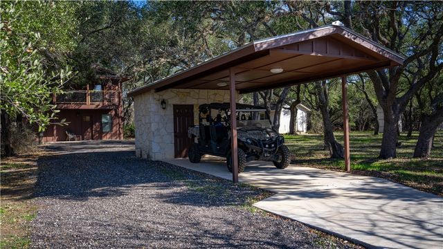 2444 Purgatory Road, New Braunfels, TX 78132