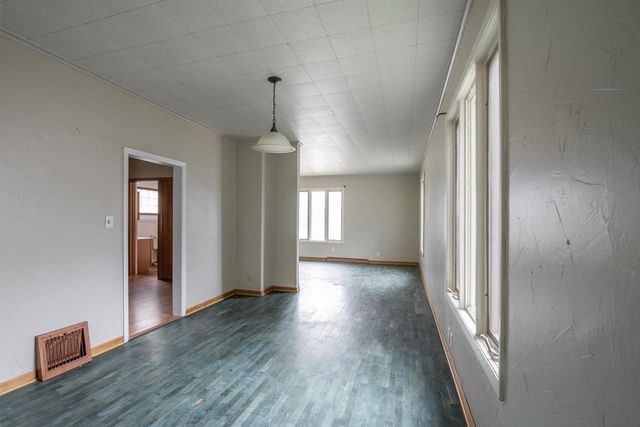 217 RANDOLPH STREET, Mishicot, WI 54228