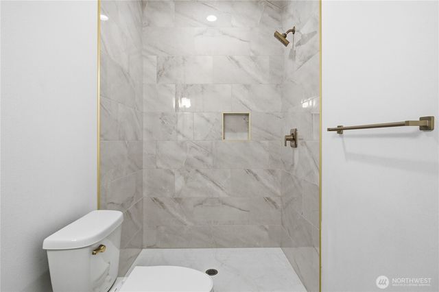 6801 Kyodi Court SE, Tumwater, WA 98512