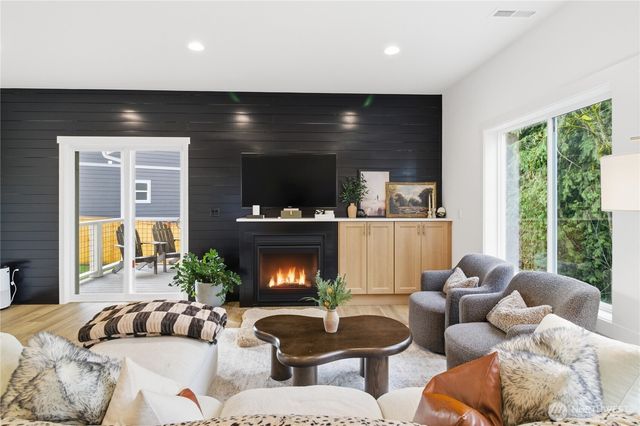 6801 Kyodi Court SE, Tumwater, WA 98512