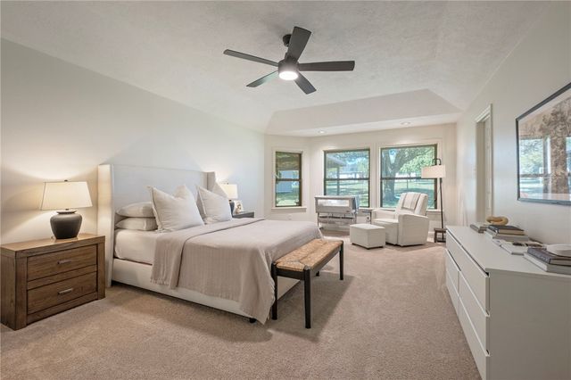 2002 Pinewood Drive, Bryan, TX 77807