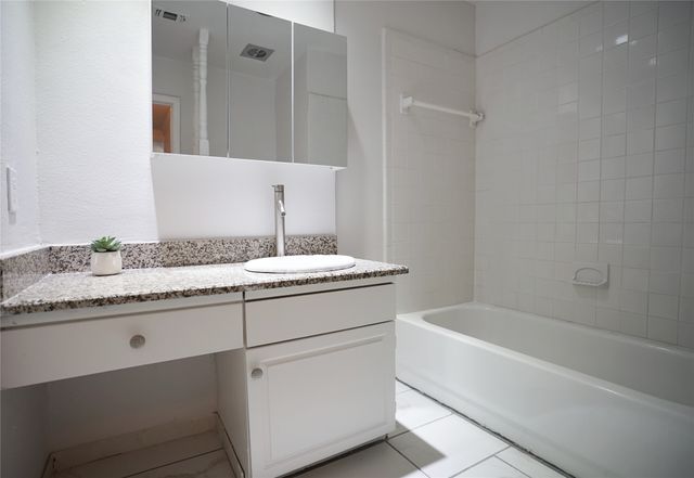 1802 Windlea Drive, Euless, TX 76040