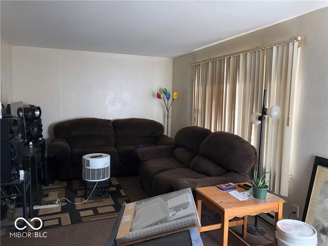 6220 Eastridge Drive, Indianapolis, IN 46219