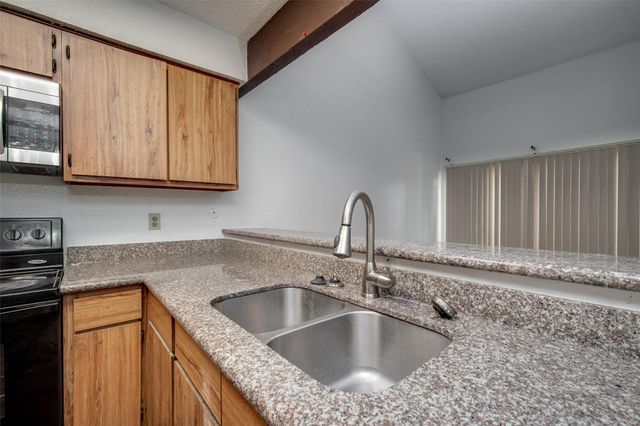 7131 Brendam Lane, Houston, TX 77072