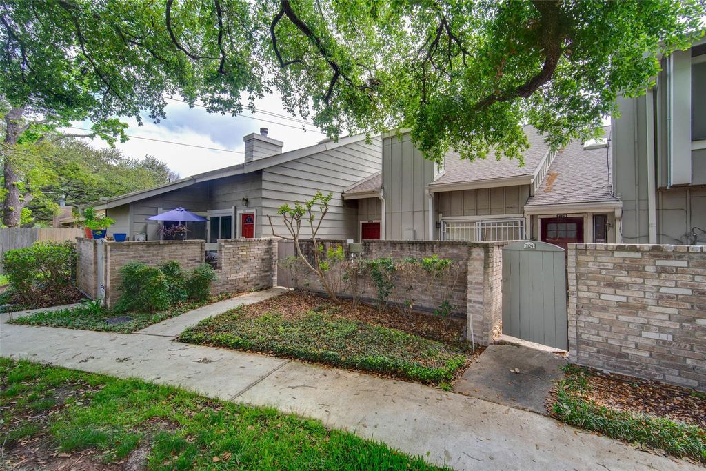 7131 Brendam Lane, Houston, TX 77072