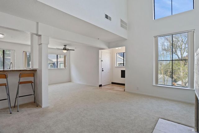 219 SEA CREST Cir, Vallejo, CA 94590