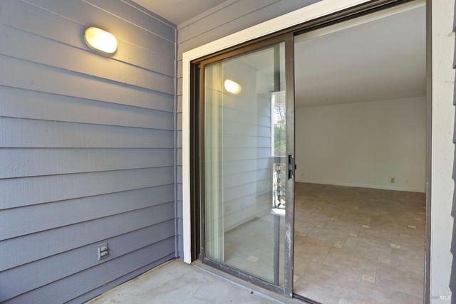 219 SEA CREST Cir, Vallejo, CA 94590