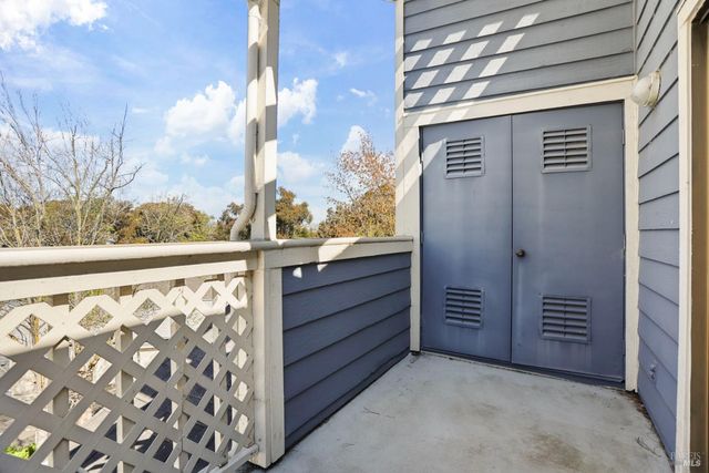 219 SEA CREST Cir, Vallejo, CA 94590