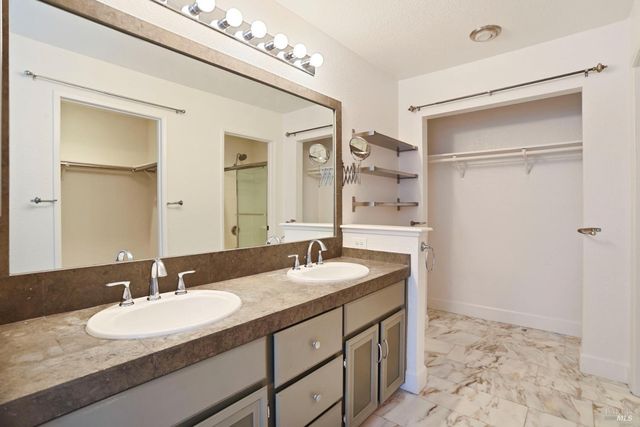 219 SEA CREST Cir, Vallejo, CA 94590