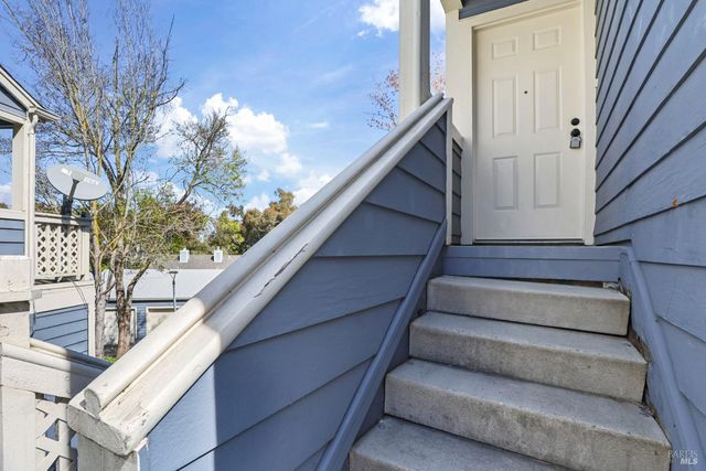 219 SEA CREST Cir, Vallejo, CA 94590