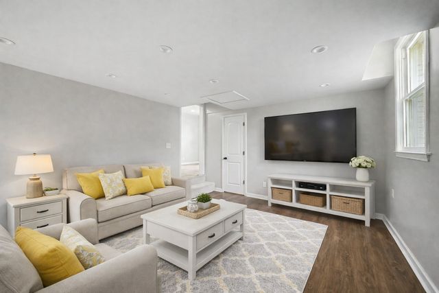 304 Leo Ct, Nashville, TN 37211