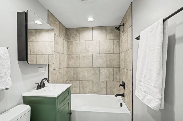 304 Leo Ct, Nashville, TN 37211