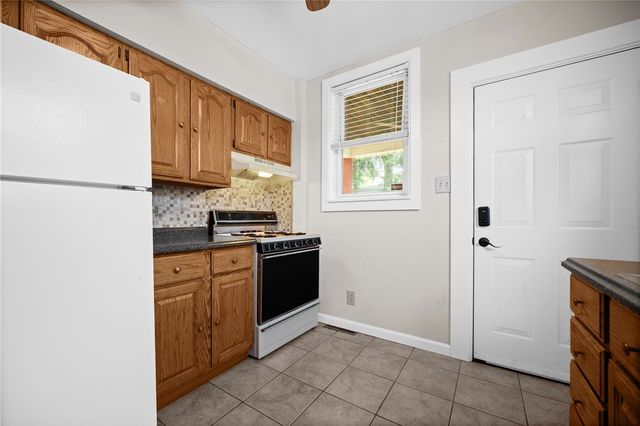 616 Rossmore Ave, Brookline, PA 15226