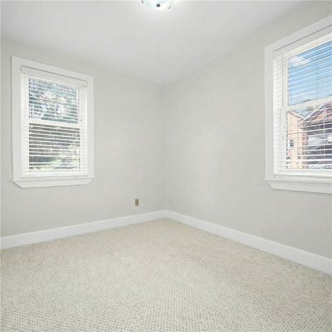 616 Rossmore Ave, Brookline, PA 15226