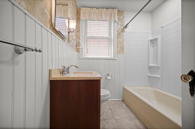 616 Rossmore Ave, Brookline, PA 15226