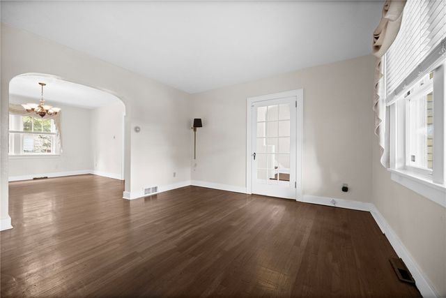 616 Rossmore Ave, Brookline, PA 15226
