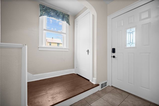616 Rossmore Ave, Brookline, PA 15226