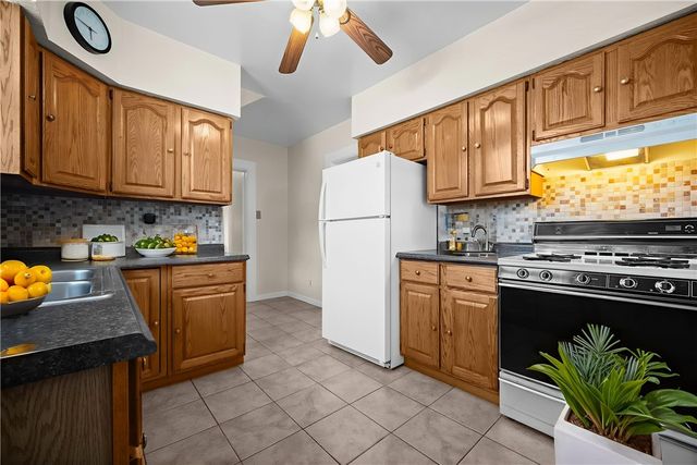 616 Rossmore Ave, Brookline, PA 15226