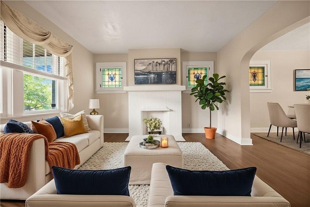 616 Rossmore Ave, Brookline, PA 15226