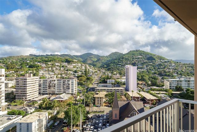 1617 Keeaumoku Street 1401, Honolulu, HI 96822