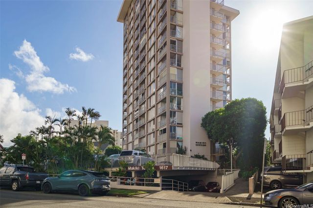 1617 Keeaumoku Street 1401, Honolulu, HI 96822