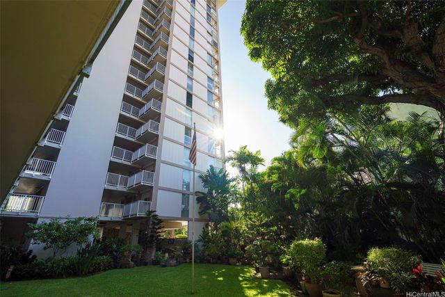 1617 Keeaumoku Street 1401, Honolulu, HI 96822