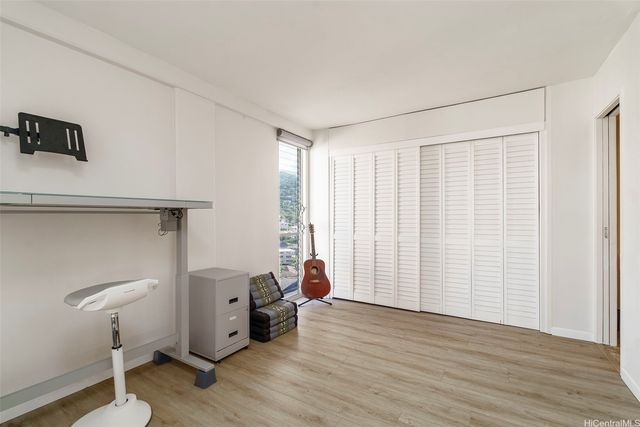 1617 Keeaumoku Street 1401, Honolulu, HI 96822