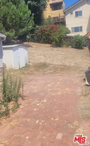 21427 Dumetz Road, Los Angeles, CA 91364