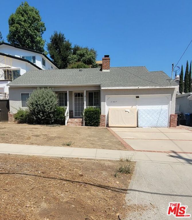21427 Dumetz Road, Los Angeles, CA 91364