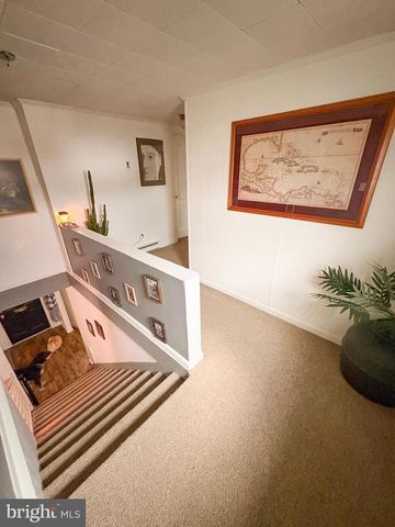 12 GREEN AVE, Lewistown, PA 17044