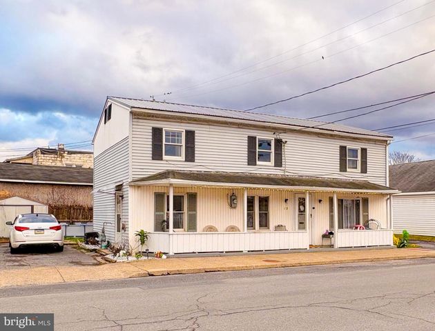 12 GREEN AVE, Lewistown, PA 17044