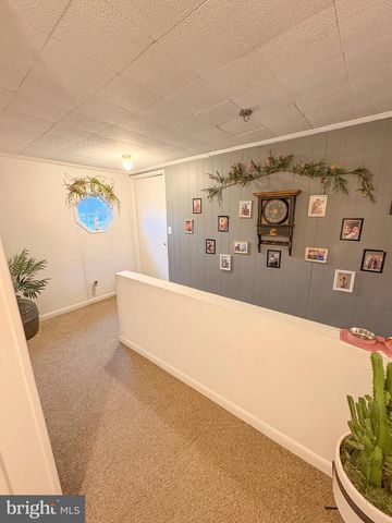 12 GREEN AVE, Lewistown, PA 17044