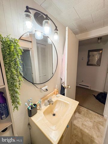 12 GREEN AVE, Lewistown, PA 17044