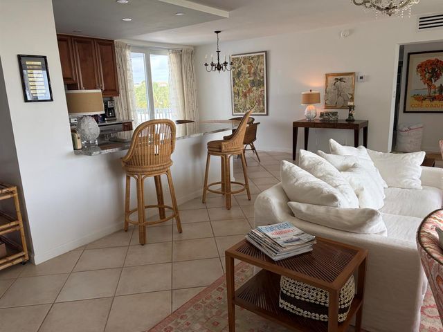 1530 S Ocean 203, Lauderdale By The Sea, FL 33062