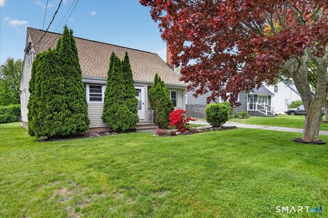 106 Moritz Place, Fairfield, CT 06824
