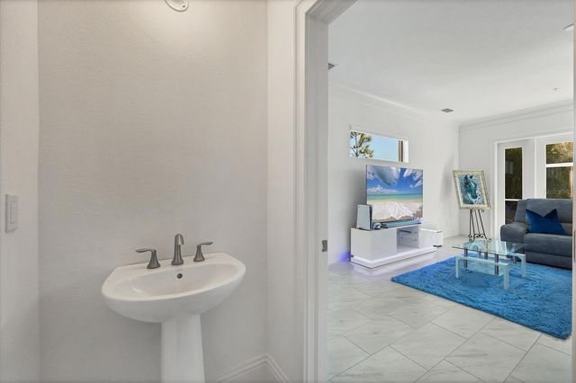 7835 HIDDEN CREEK LOOP 101, Bradenton, FL 34202