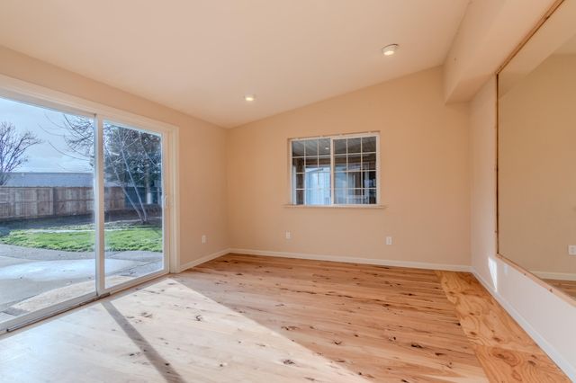 2717 Elliott Avenue, Medford, OR 97501