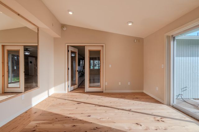 2717 Elliott Avenue, Medford, OR 97501